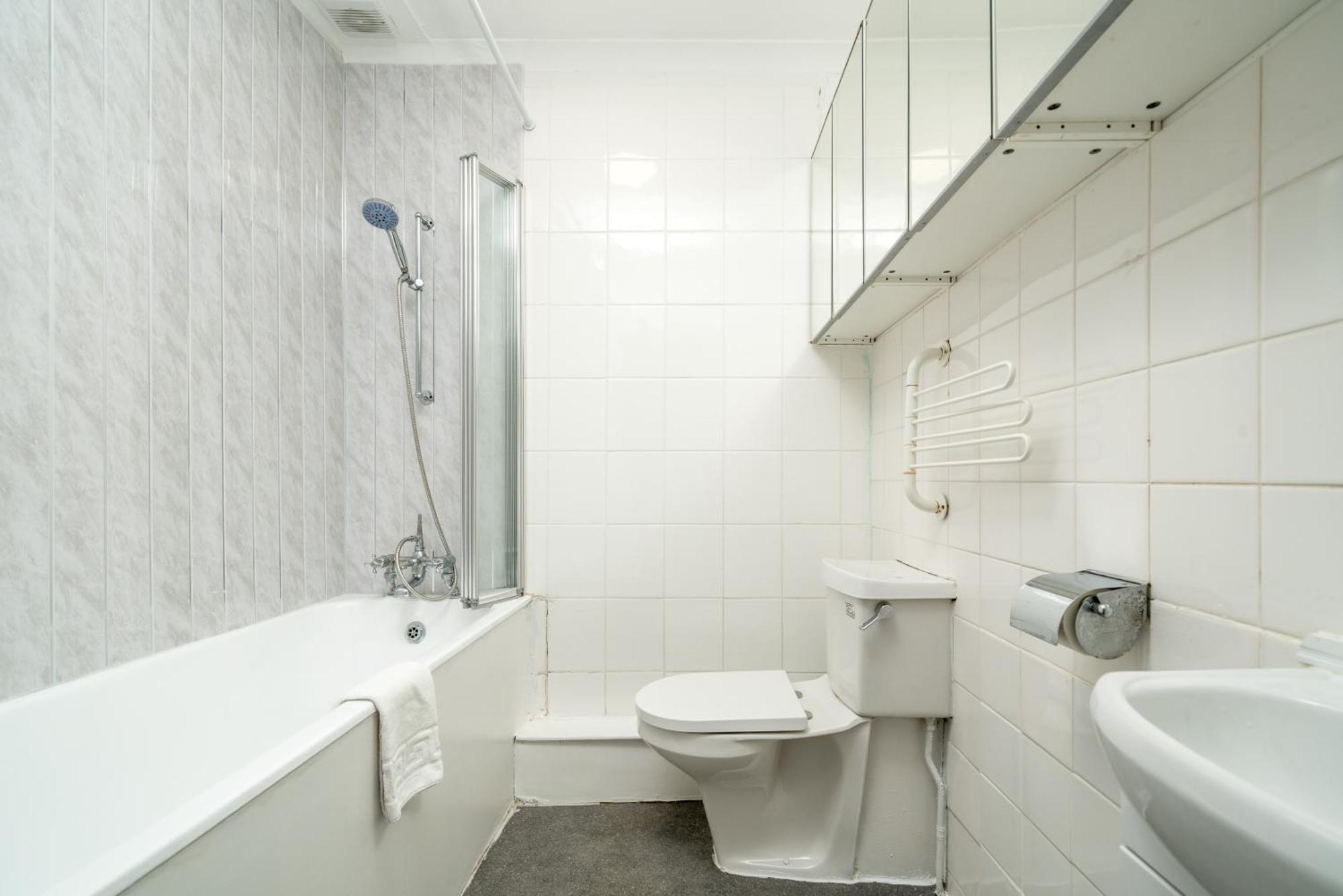 Cozy Maisonette Near Abbey Road Лондон Экстерьер фото