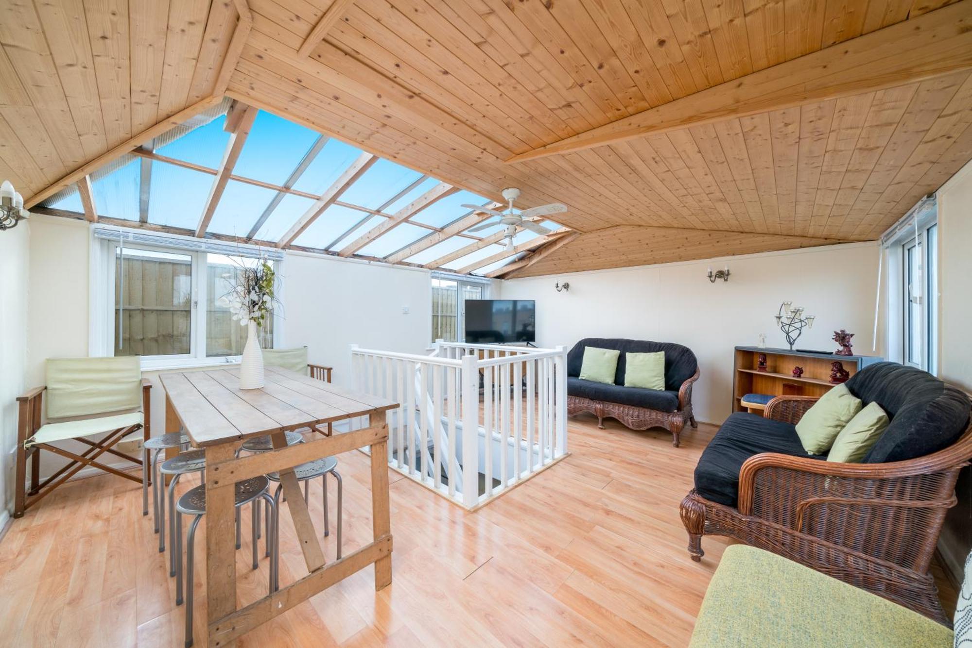 Cozy Maisonette Near Abbey Road Лондон Экстерьер фото